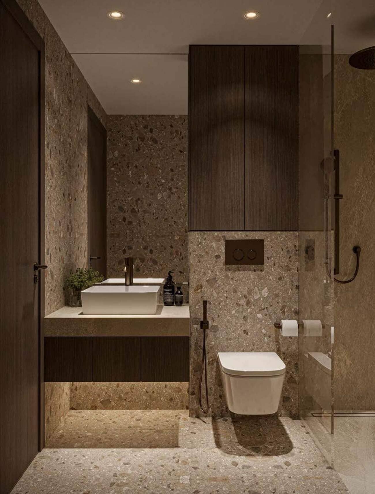 Lucky Oasis Residence — gallery